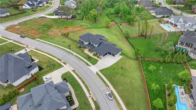 4315 S Scissortail Drive, Bentonville, AR 72713
