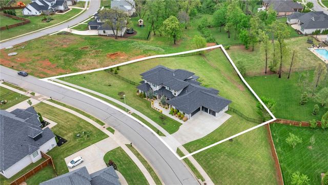 4315 S Scissortail Drive, Bentonville, AR 72713