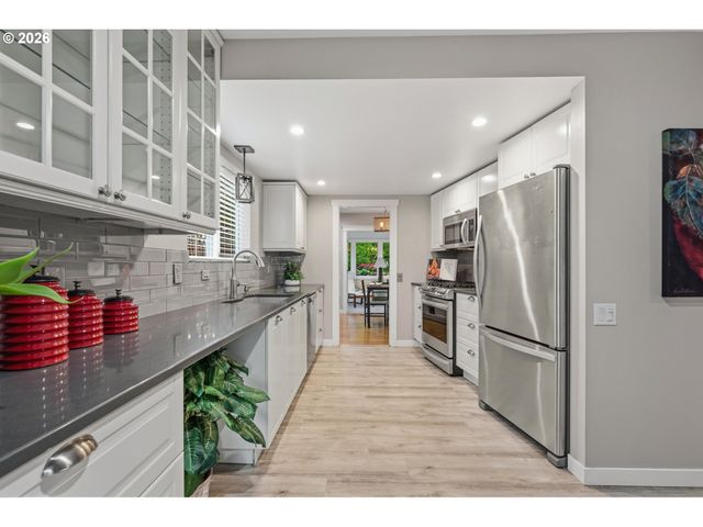 12635 Sw PRINCE ALBERT St, King City, OR 97224