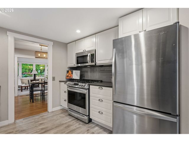 12635 Sw PRINCE ALBERT St, King City, OR 97224