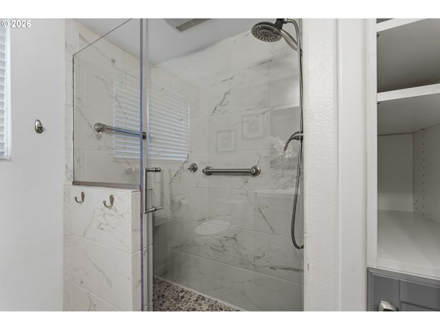 12635 Sw PRINCE ALBERT St, King City, OR 97224