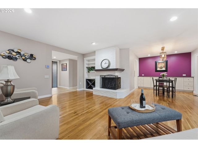 12635 Sw PRINCE ALBERT St, King City, OR 97224