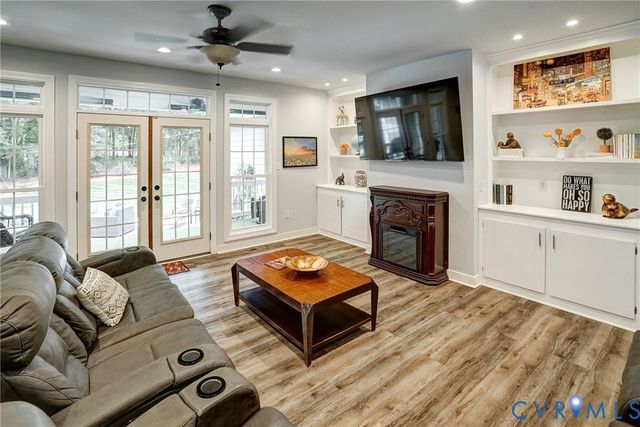 1618 Mt Olive Rd, Manakin Sabot, VA 23103