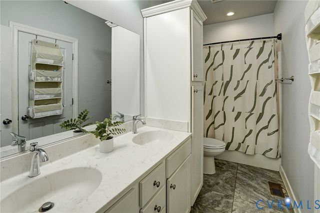 1618 Mt Olive Rd, Manakin Sabot, VA 23103