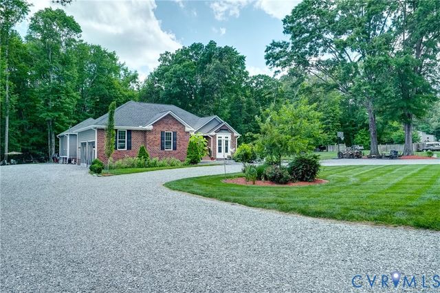 1618 Mt Olive Rd, Manakin Sabot, VA 23103