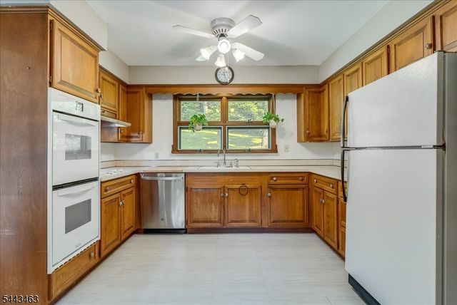 45 Gristmill Rd, Randolph Twp., NJ 07869