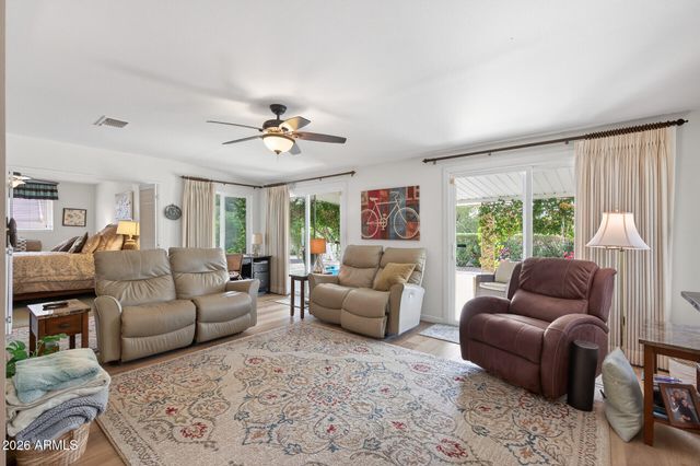 10609 W MISSION Lane, Sun City, AZ 85351