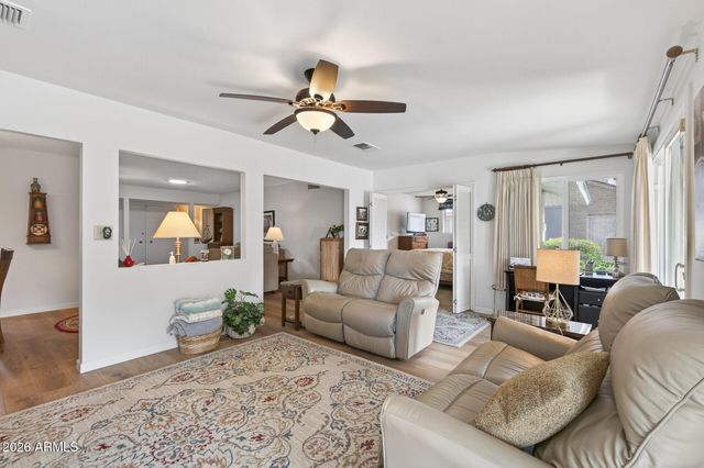 10609 W MISSION Lane, Sun City, AZ 85351