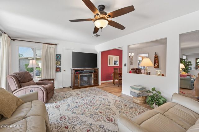 10609 W MISSION Lane, Sun City, AZ 85351