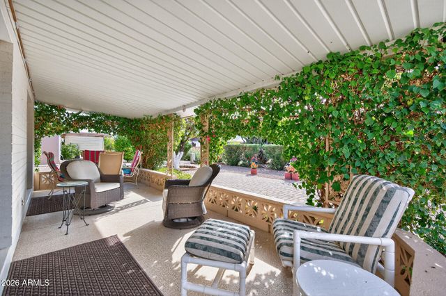 10609 W MISSION Lane, Sun City, AZ 85351