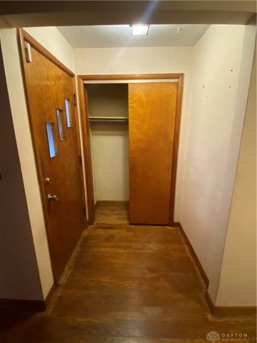 3821 Denlinger, Dayton, OH 45426