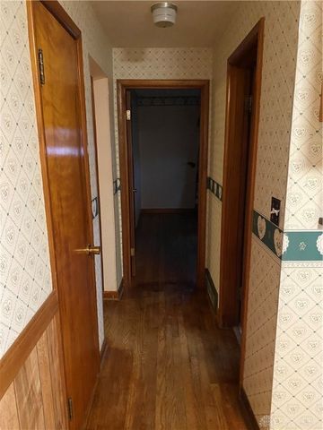 3821 Denlinger, Dayton, OH 45426