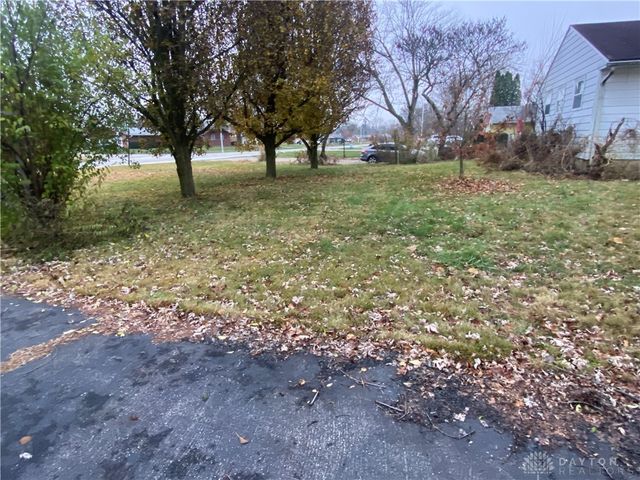 3821 Denlinger, Dayton, OH 45426