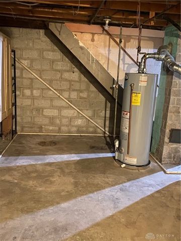 3821 Denlinger, Dayton, OH 45426