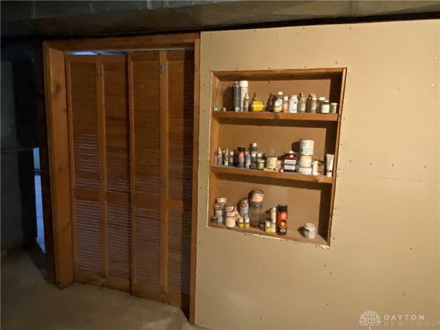 3821 Denlinger, Dayton, OH 45426