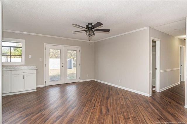 6434 Kincross Avenue, Fayetteville, NC 28304