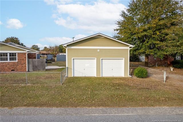 6434 Kincross Avenue, Fayetteville, NC 28304
