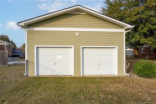 6434 Kincross Avenue, Fayetteville, NC 28304