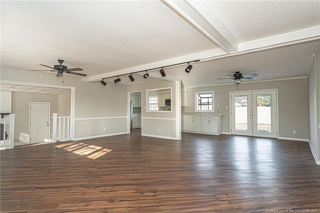 6434 Kincross Avenue, Fayetteville, NC 28304