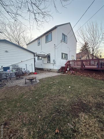 764 White Avenue, Lincoln Park, MI 48146