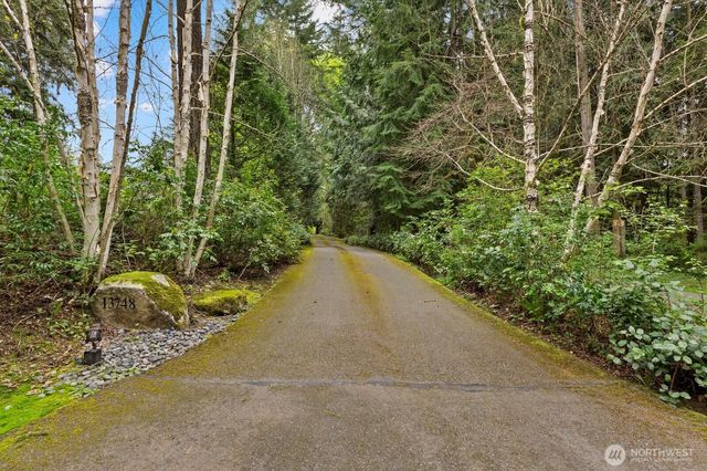 13748 242nd Avenue NE, Woodinville, WA 98077