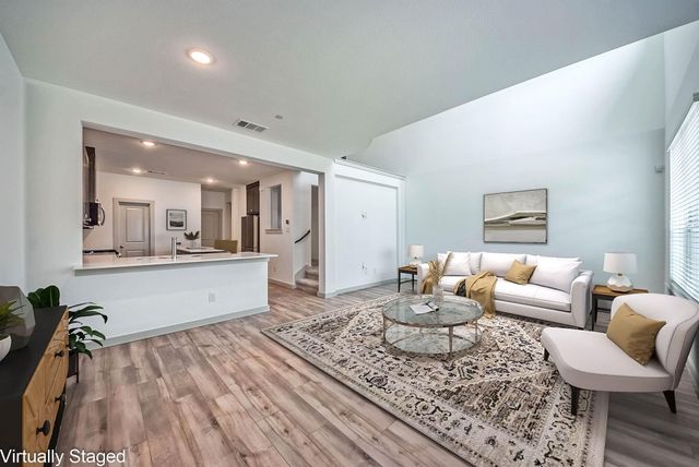 692 Vista Oaks Road, Lewisville, TX 75067