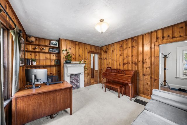 193 Exchange St, Millis, MA 02054