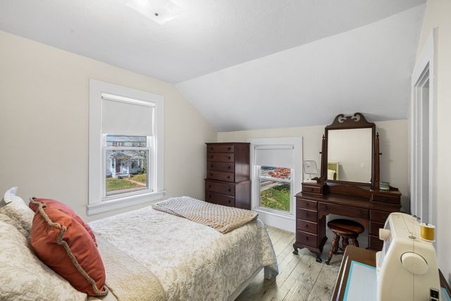 193 Exchange St, Millis, MA 02054