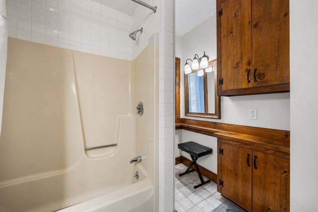 193 Exchange St, Millis, MA 02054