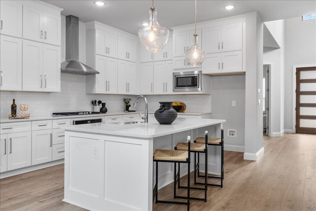 12995 Wimbledon Way, Farmers Branch, TX 75234