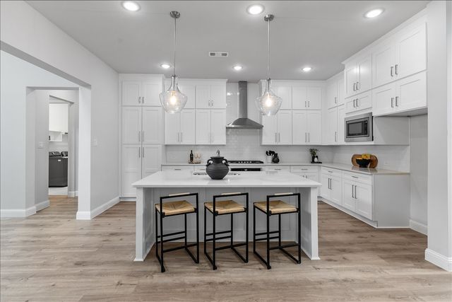 12995 Wimbledon Way, Farmers Branch, TX 75234