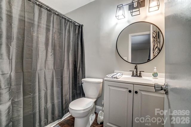 8518 Castle Pine Court, Charlotte, NC 28226