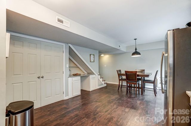 8518 Castle Pine Court, Charlotte, NC 28226