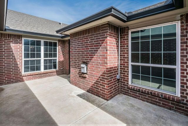 5828 W FARMERS Avenue, Amarillo, TX 79109