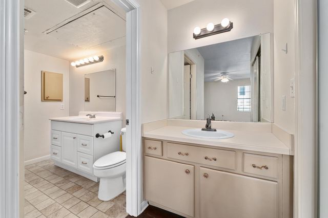 501 W 26th ST 113, Austin, TX 78705