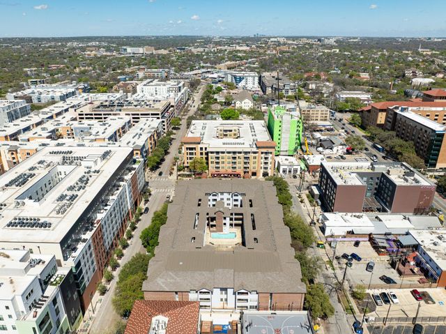 501 W 26th ST 113, Austin, TX 78705