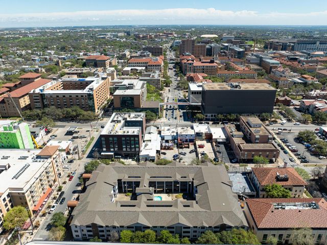 501 W 26th ST 113, Austin, TX 78705