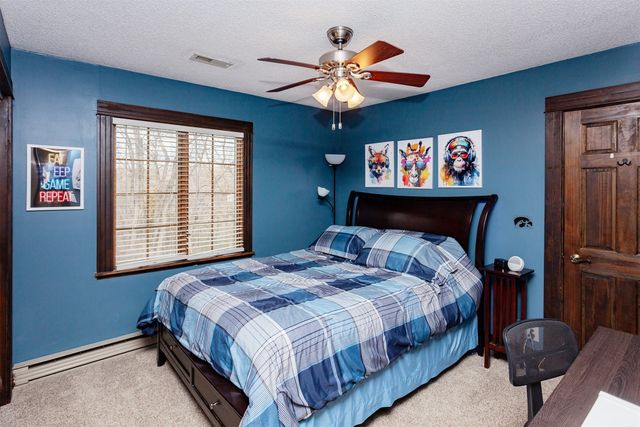 33080 Fox Creek Drive, Waukee, IA 50263