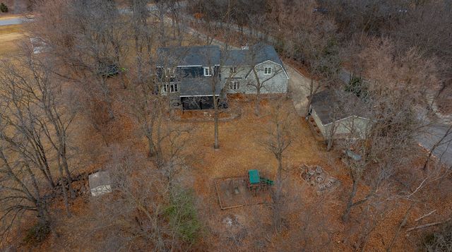 33080 Fox Creek Drive, Waukee, IA 50263