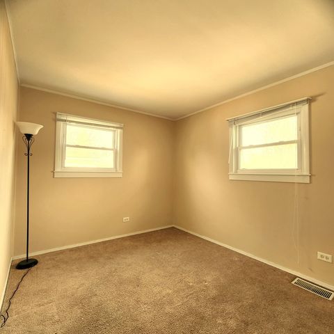 591 AUDREY Lane, Wheeling, IL 60090