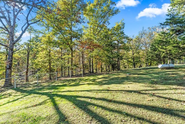 12342 Bluebird Road, Gravette, AR 72736