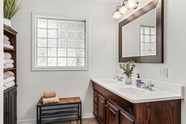 12342 Bluebird Road, Gravette, AR 72736