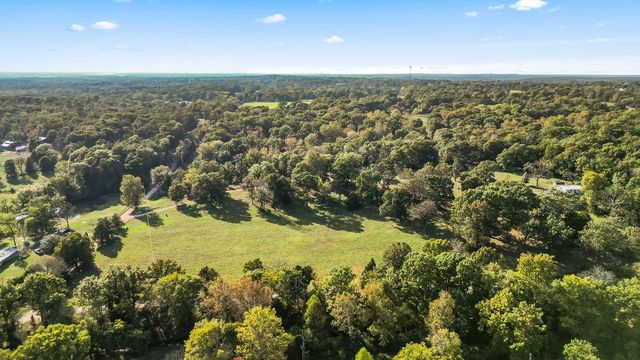 12342 Bluebird Road, Gravette, AR 72736