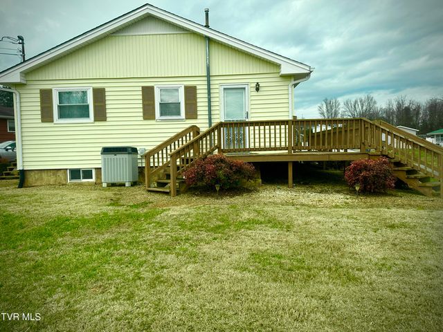35 Hermitage Street, Greeneville, TN 37745