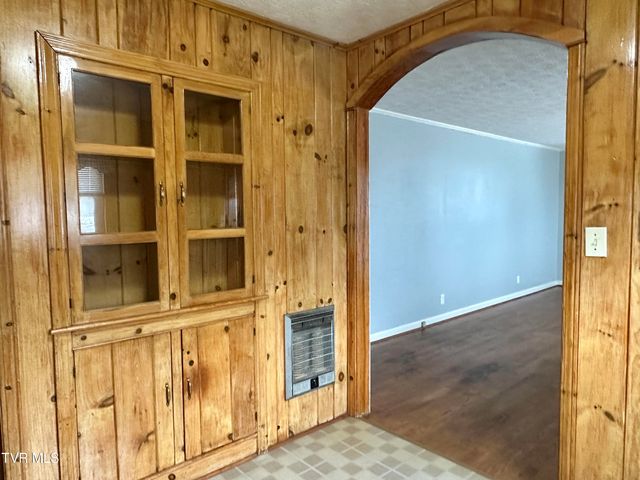 35 Hermitage Street, Greeneville, TN 37745