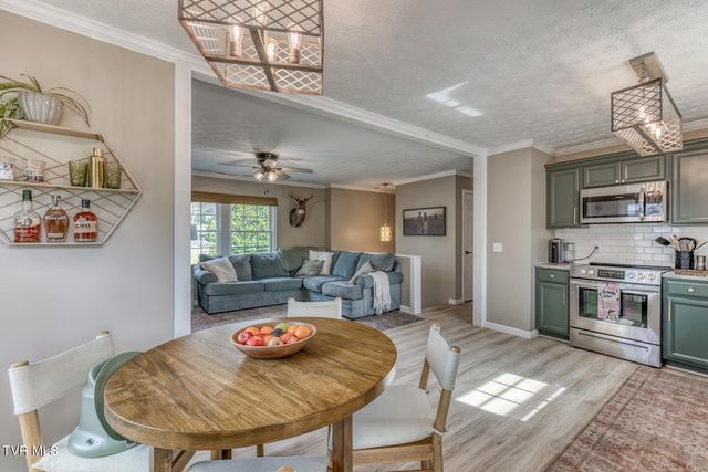 328 Kings Road, Piney Flats, TN 37686