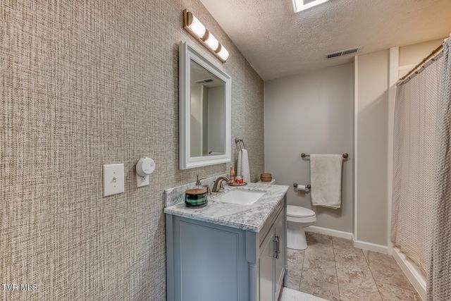 328 Kings Road, Piney Flats, TN 37686