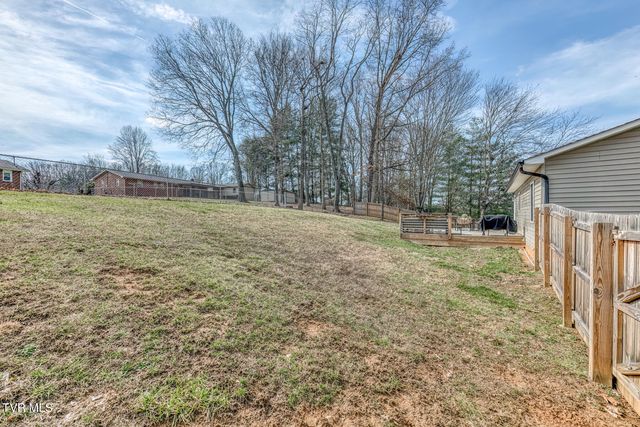 328 Kings Road, Piney Flats, TN 37686
