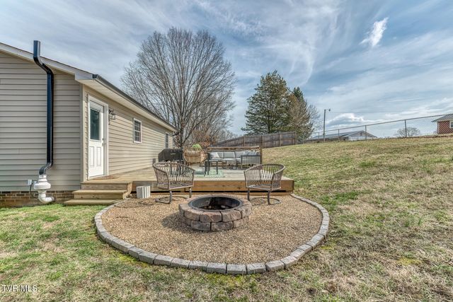 328 Kings Road, Piney Flats, TN 37686