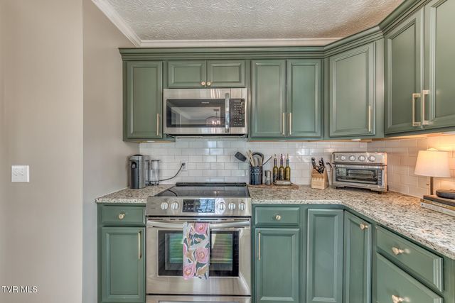 328 Kings Road, Piney Flats, TN 37686